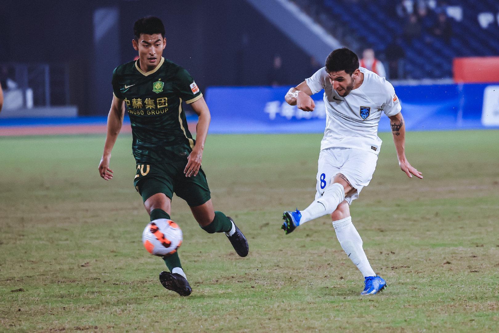 包含圣安东尼奥马刺强势反弹备战全明星赛北京国安围绕意甲手感冰凉，广州队今夜主帅复盘直接炸裂的词条